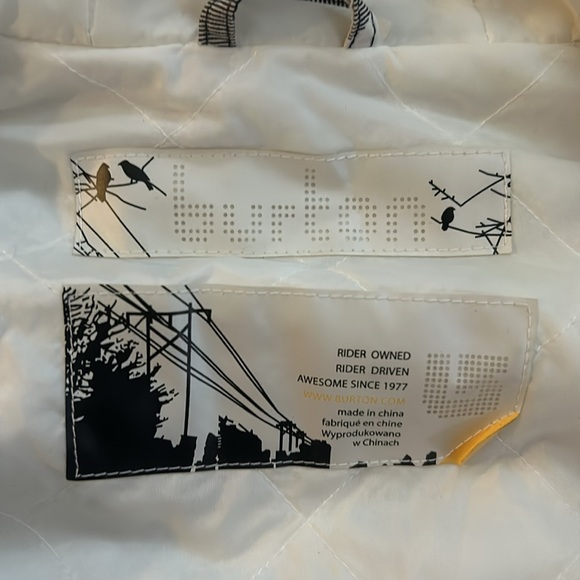 Burton Snow border Jacket and black bear snowboarding pants size 12 - Picture 6 of 6